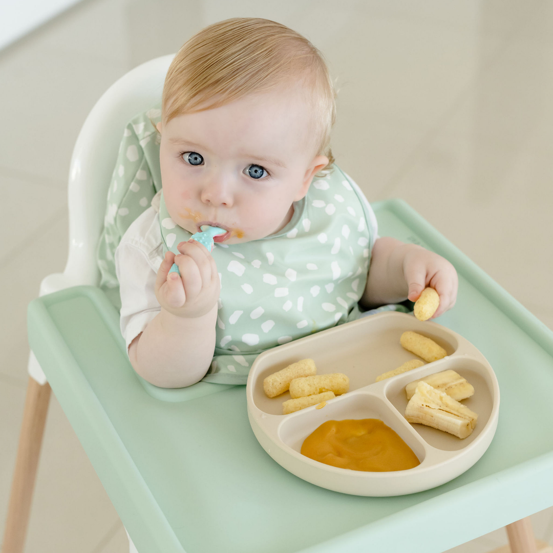 Different Feeding Approaches When Starting Solids