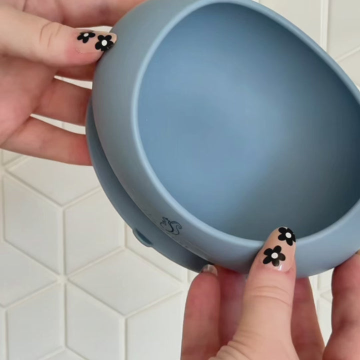 Silicone suction bowl